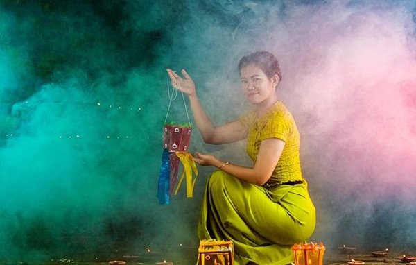 Quels sont les pays et les cultures mis à l'honneur lors des festivals du monde ?